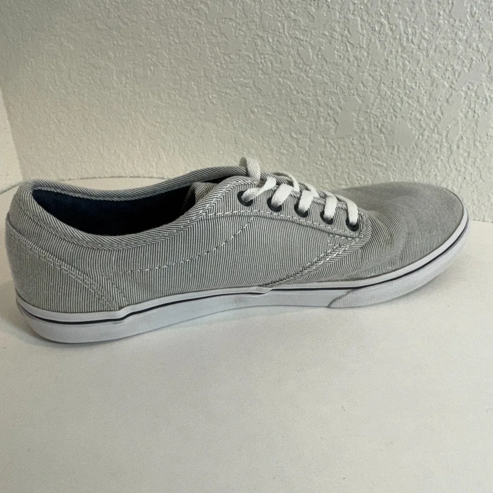 Vans Atwood Low Lace Up Skate Canvas Micro Stripe‎ Navy & White Shoes Womens 7